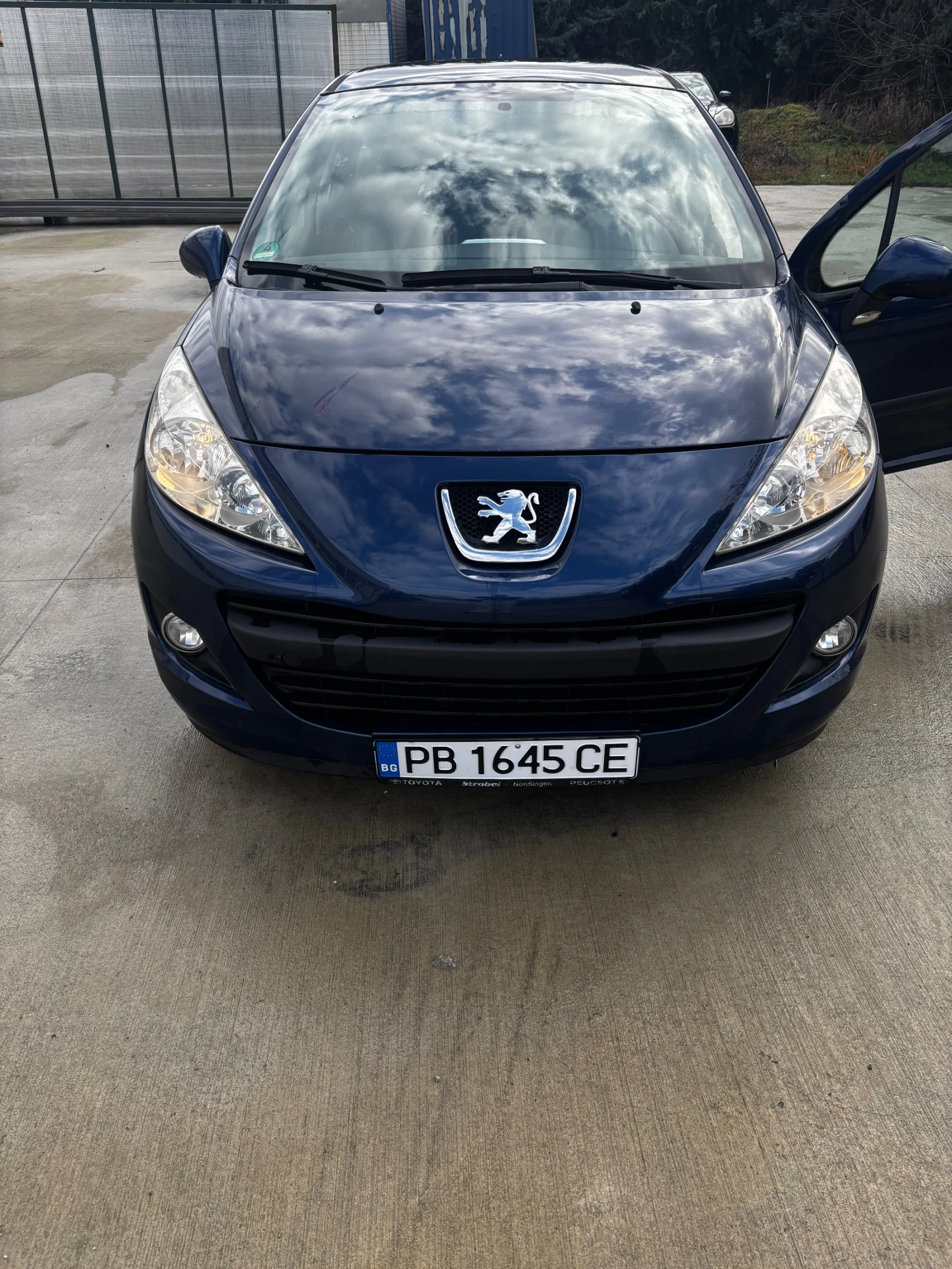 Peugeot 207