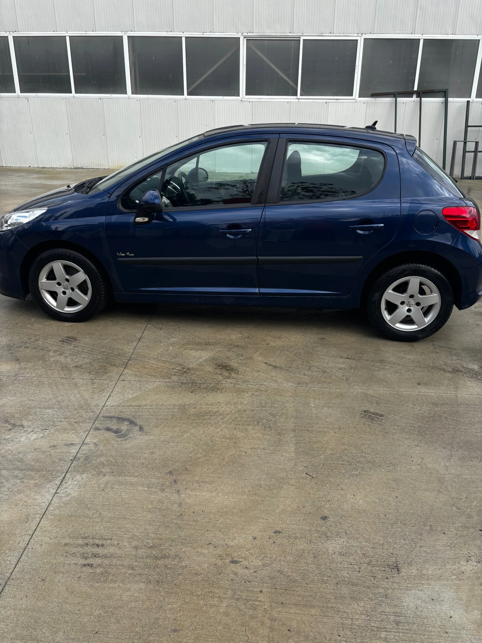 Peugeot 207, снимка 13 - Автомобили и джипове - 54874165
