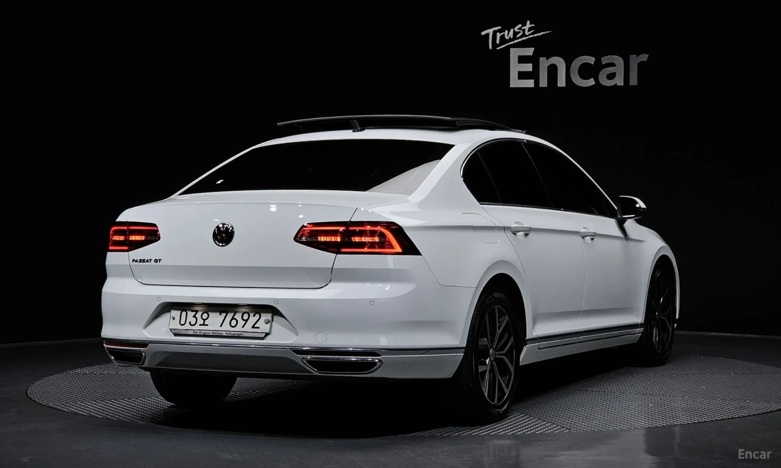 VW Passat 2.0tdi prestige unikat. 95000km!!!, снимка 2 - Автомобили и джипове - 55188093