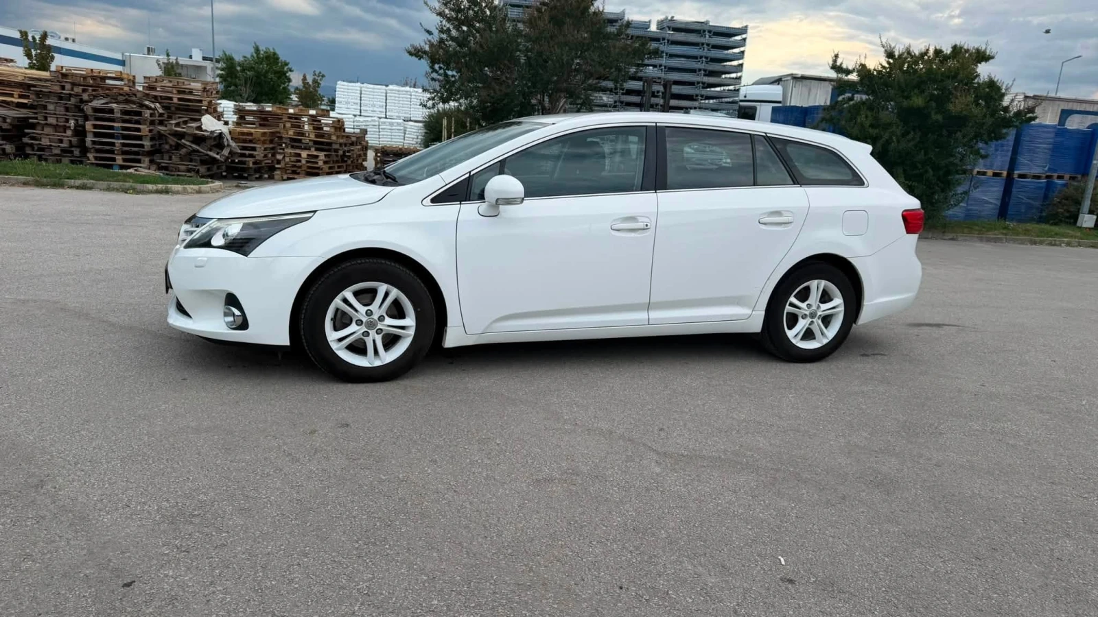 Toyota Avensis 1.8i   EURO5 | Mobile.bg � ����������� 4