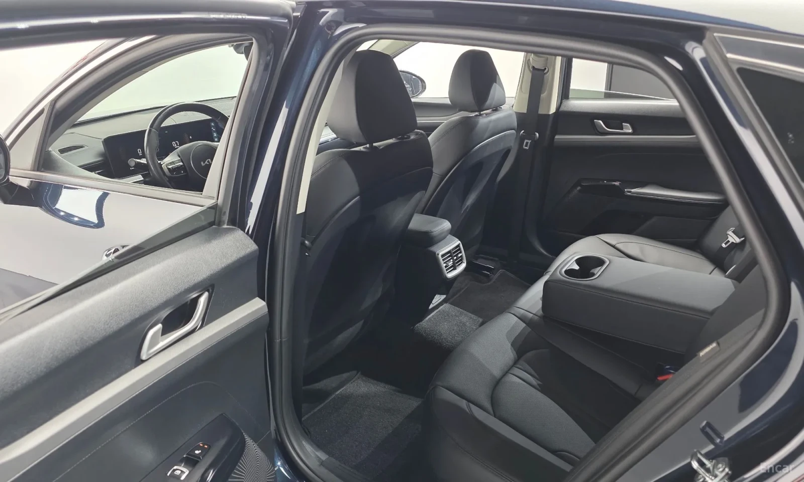 Kia K5, снимка 17 - Автомобили и джипове - 55217141