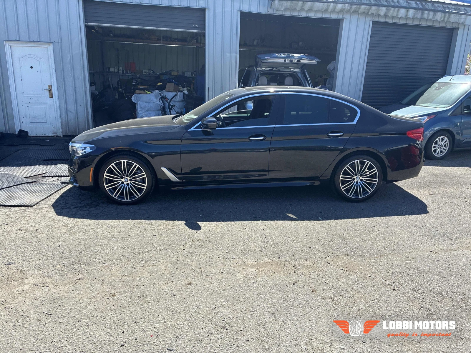 BMW 530, снимка 8 - Автомобили и джипове - 56103961