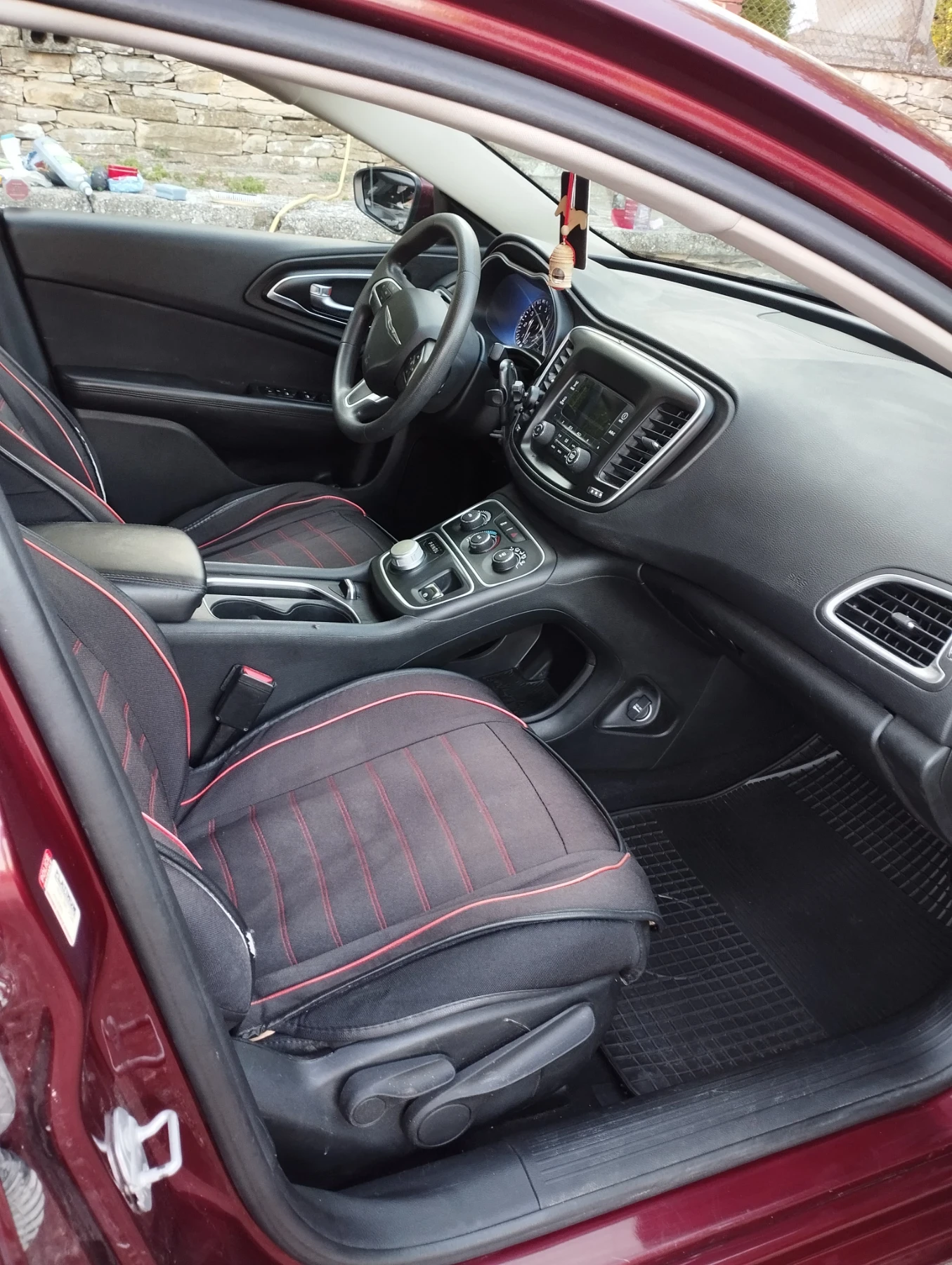 Chrysler 200, снимка 12 - Автомобили и джипове - 56205747
