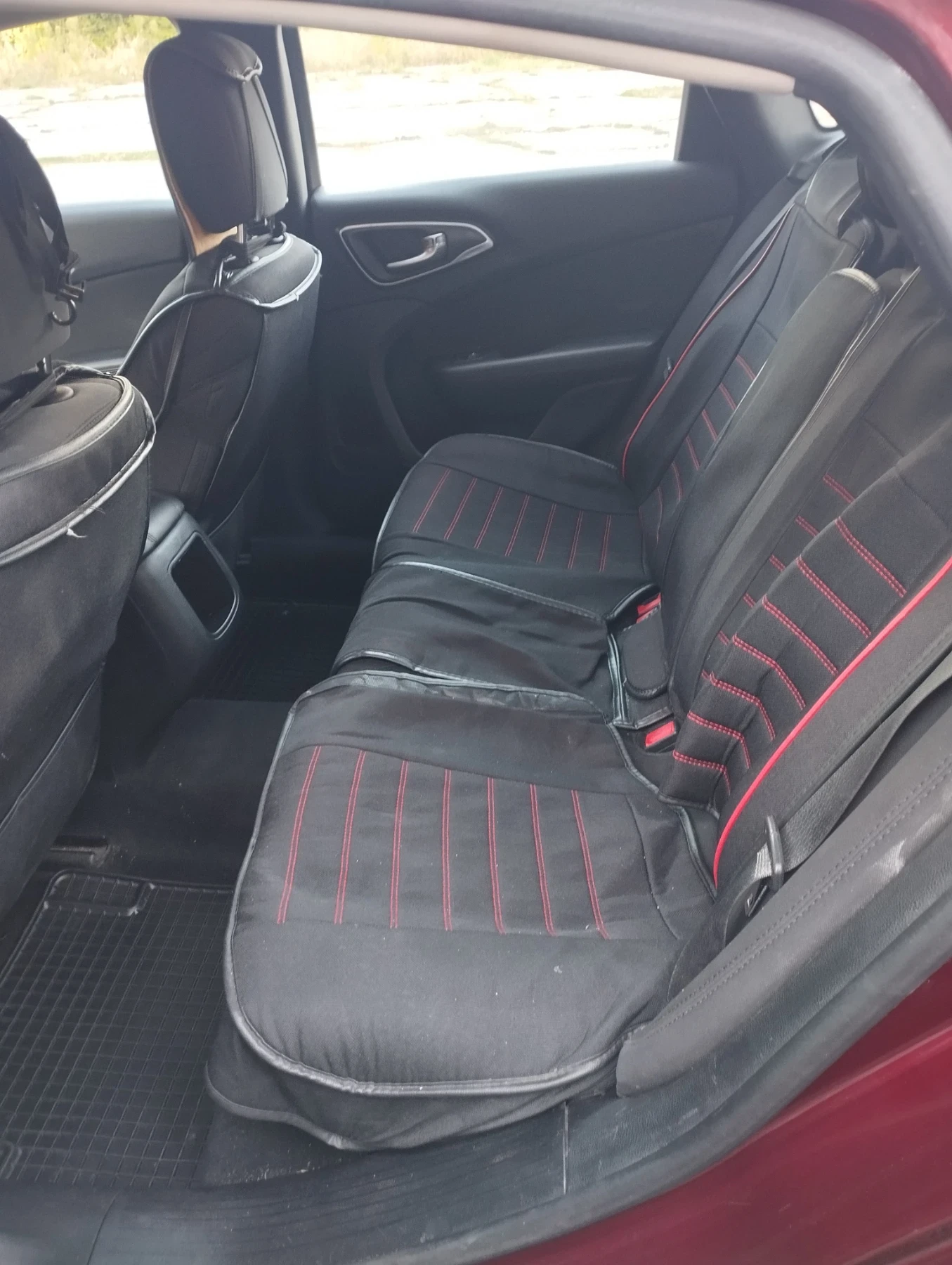 Chrysler 200, снимка 11 - Автомобили и джипове - 56205747