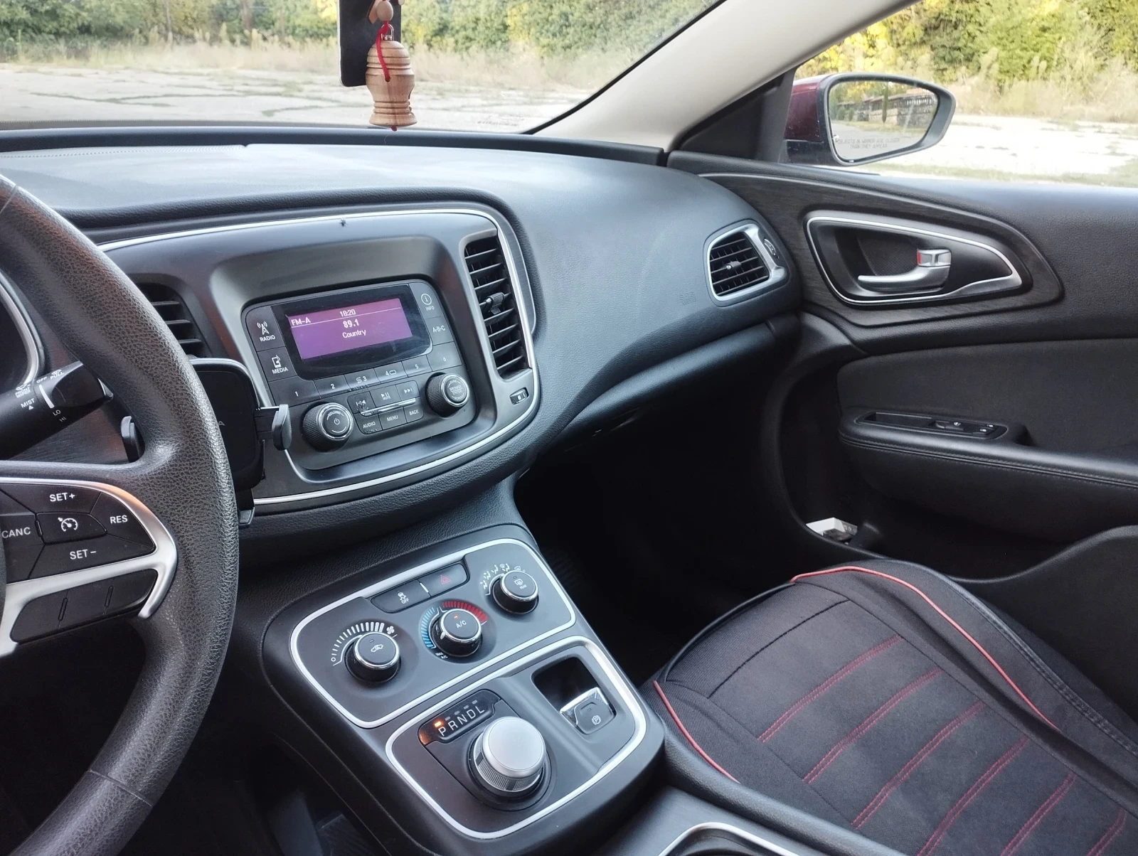 Chrysler 200, снимка 8 - Автомобили и джипове - 56205747
