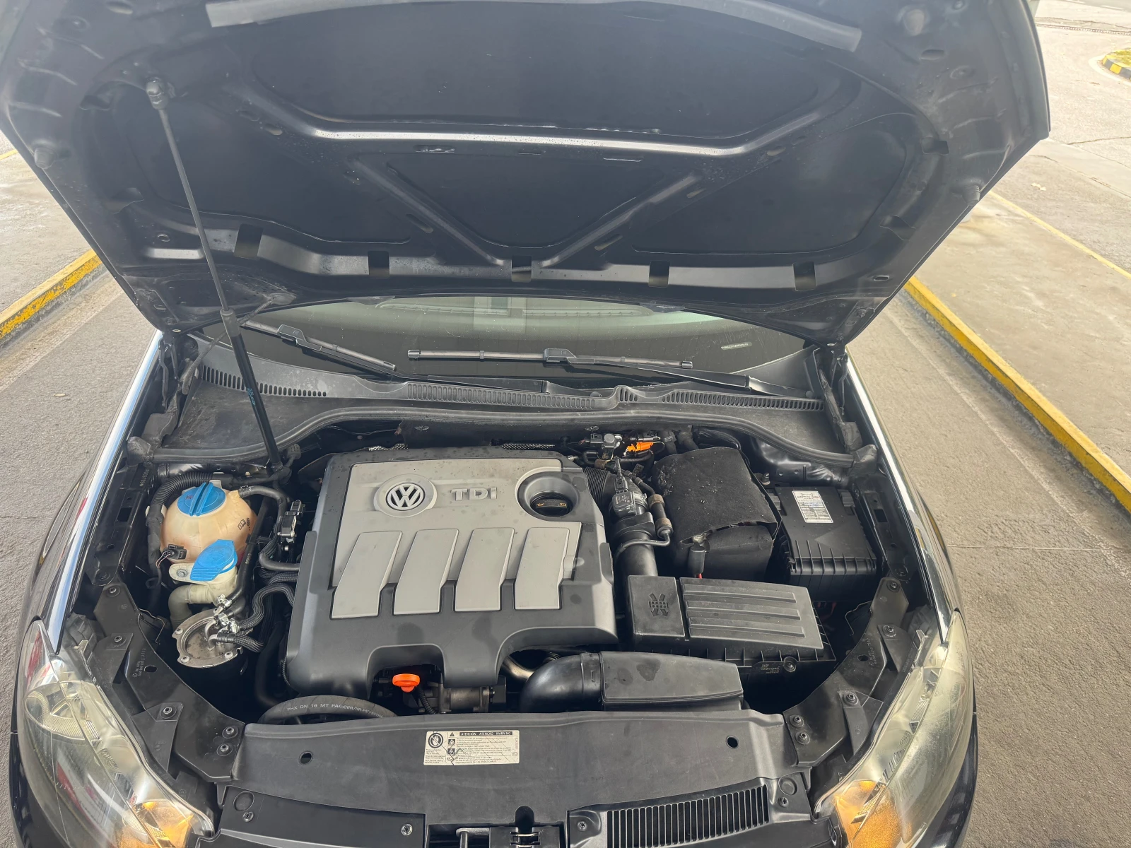 VW Golf, снимка 14 - Автомобили и джипове - 56686146
