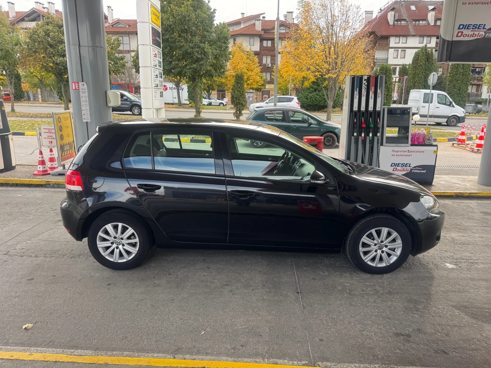VW Golf, снимка 3 - Автомобили и джипове - 56686146