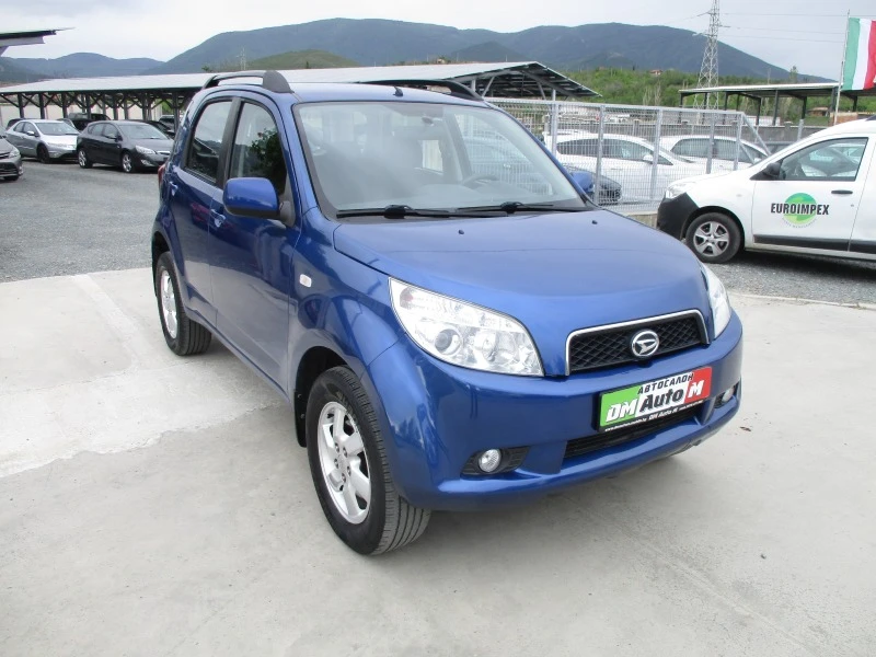 Daihatsu Terios 1.5/БЕНЗИН/4X4, снимка 2 - Автомобили и джипове - 45370912