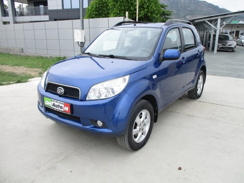 Daihatsu Terios 1.5/БЕНЗИН/4X4, снимка 8 - Автомобили и джипове - 45370912