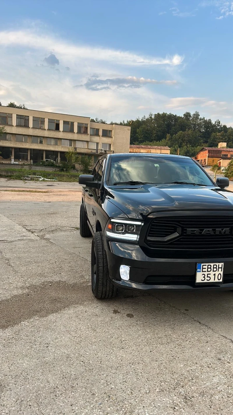 Dodge RAM 1500, снимка 3 - Автомобили и джипове - 47259455