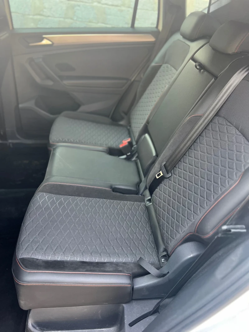 Seat Tarraco -HeadUp-360камера-FR Line-LaneAssist-4x4-Full-, снимка 9 - Автомобили и джипове - 49609169