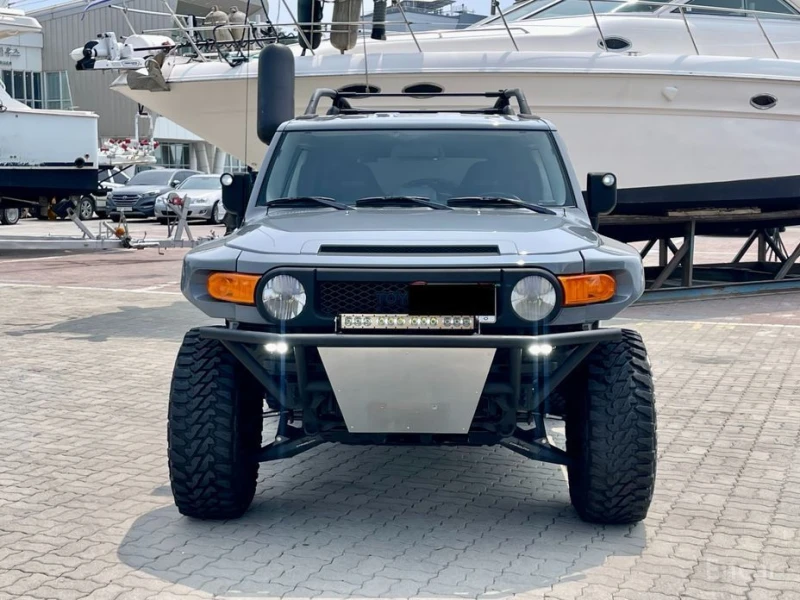 Toyota Fj cruiser, снимка 2 - Автомобили и джипове - 53308695