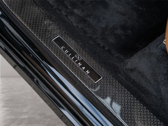 Rolls-Royce Cullinan = Black Badge = Гаранция - изображение 4