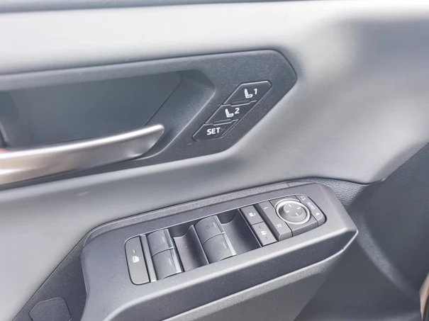Toyota Rav4 2.5 Hybrid New Model = NEW = Гаранция, снимка 6 - Автомобили и джипове - 54619978
