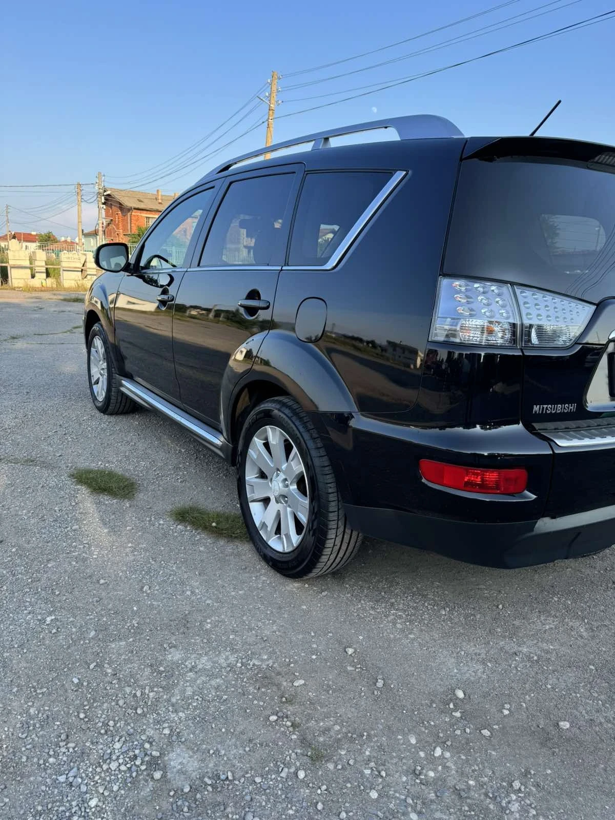 Mitsubishi Outlander  - изображение 5