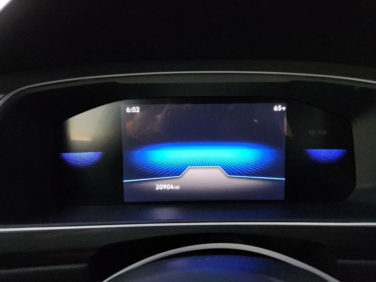 VW Tiguan 2.0T SE R-Line Black 4MOTION - изображение 9