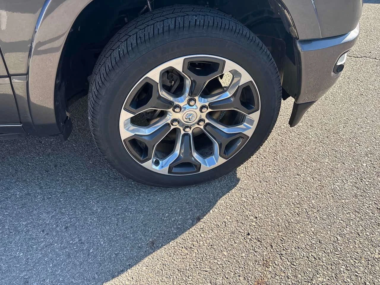 Dodge RAM 1500  Limited /ВЪЗДУХ/HARMAN KARDON / ОБДУХВАНЕ , снимка 7 - Автомобили и джипове - 54015097