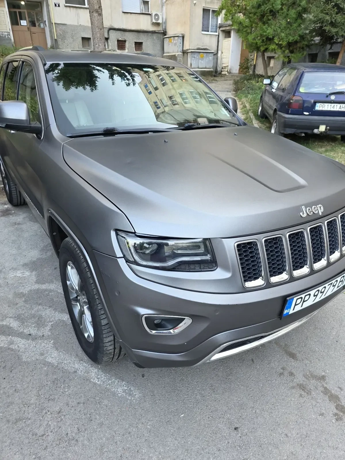 Jeep Grand cherokee OVERLAND , снимка 4 - Автомобили и джипове - 54068350
