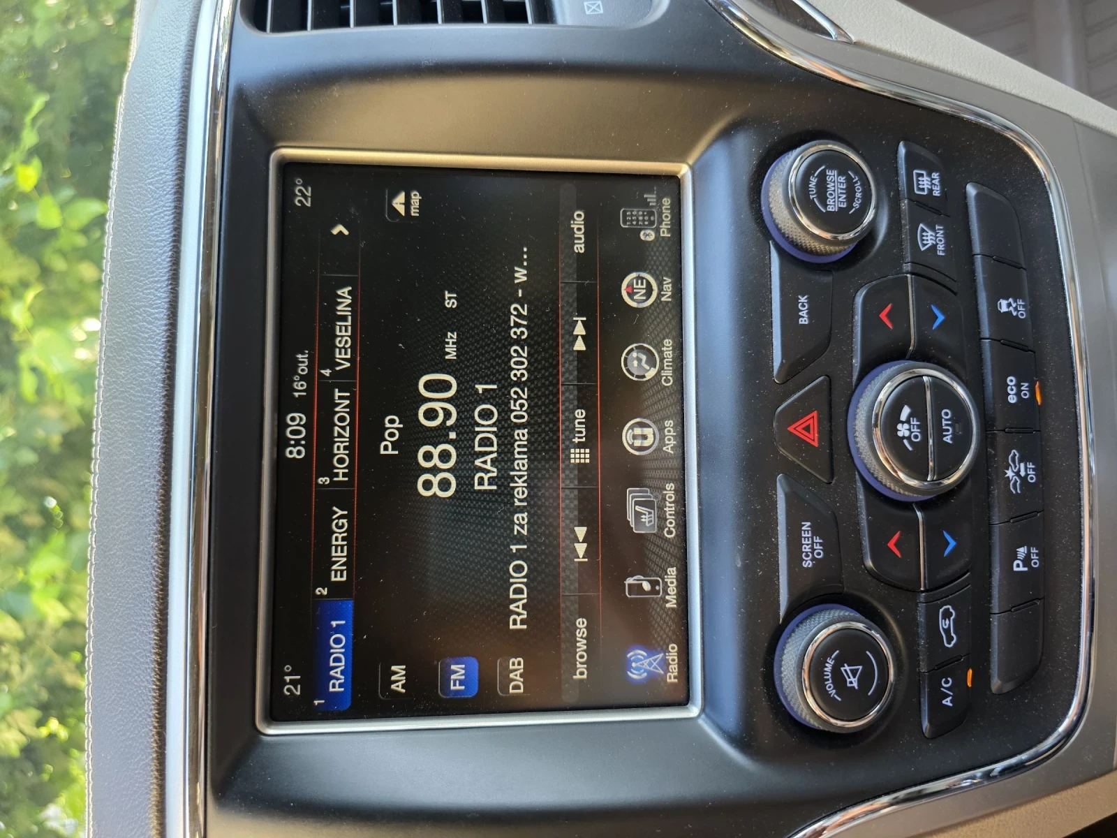 Jeep Grand cherokee OVERLAND , снимка 5 - Автомобили и джипове - 54068350