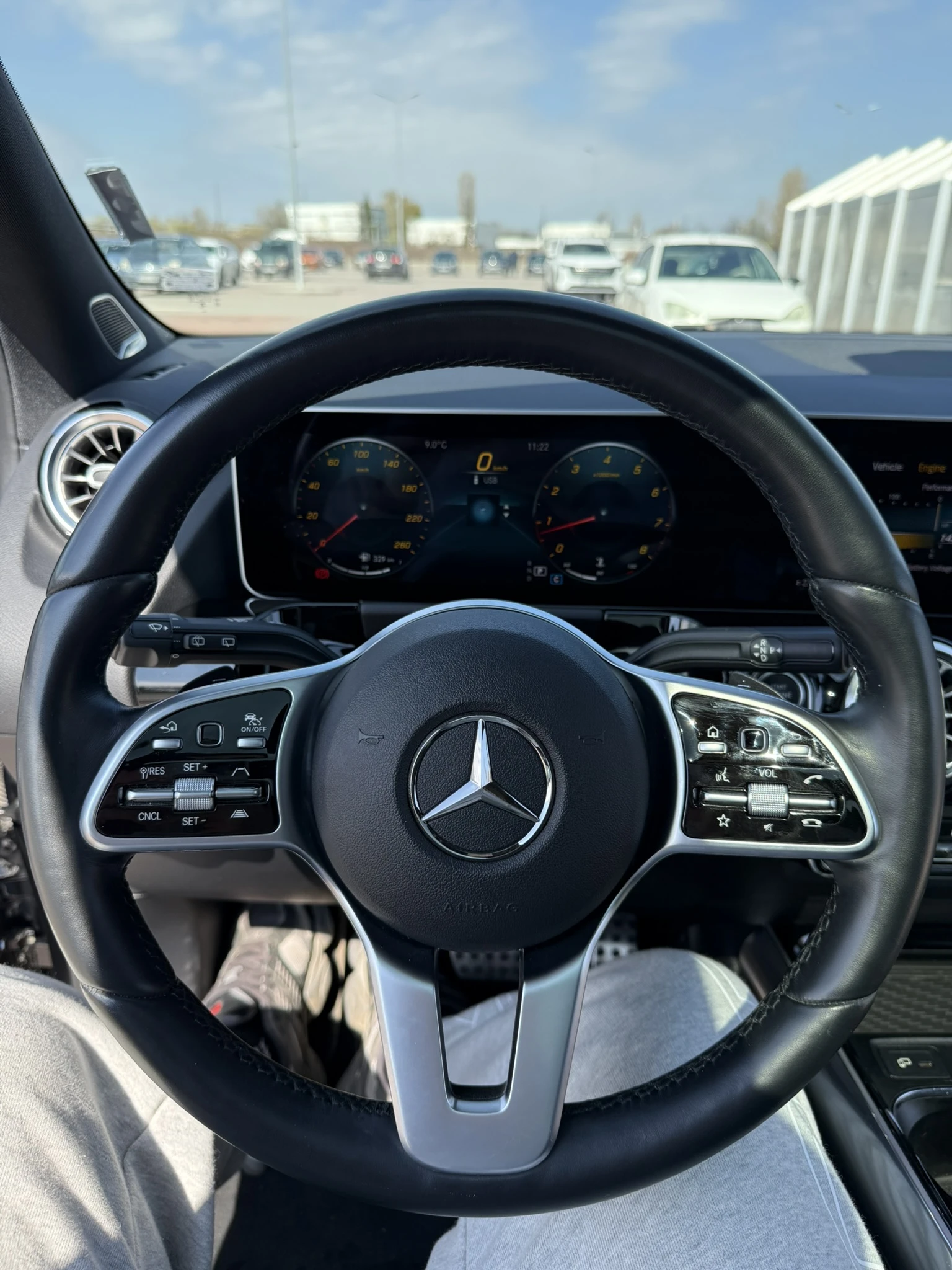 Mercedes-Benz GLA 250 AMG LINE 4MATIC, снимка 10 - Автомобили и джипове - 54217608