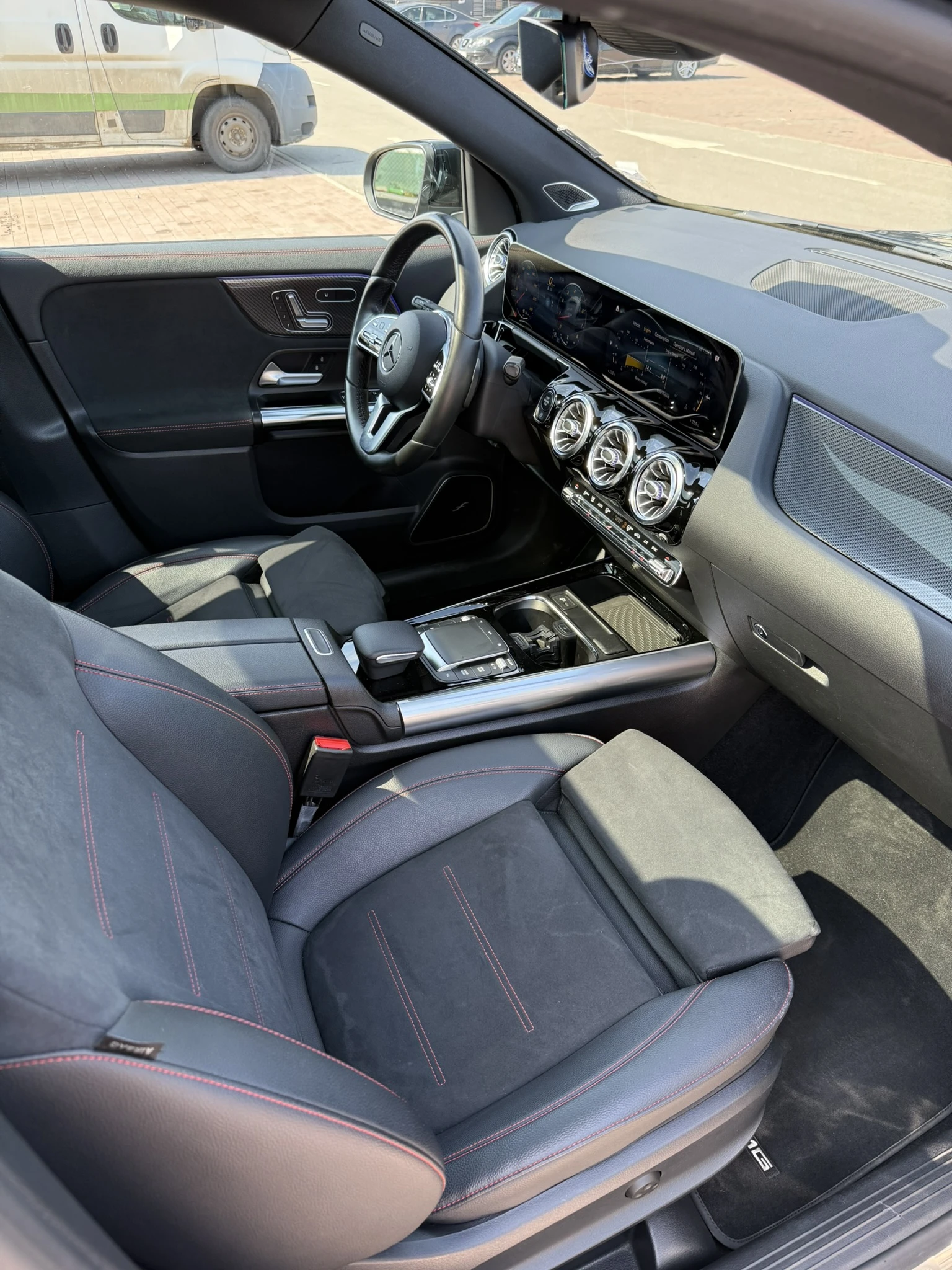 Mercedes-Benz GLA 250 AMG LINE 4MATIC, снимка 15 - Автомобили и джипове - 54217608