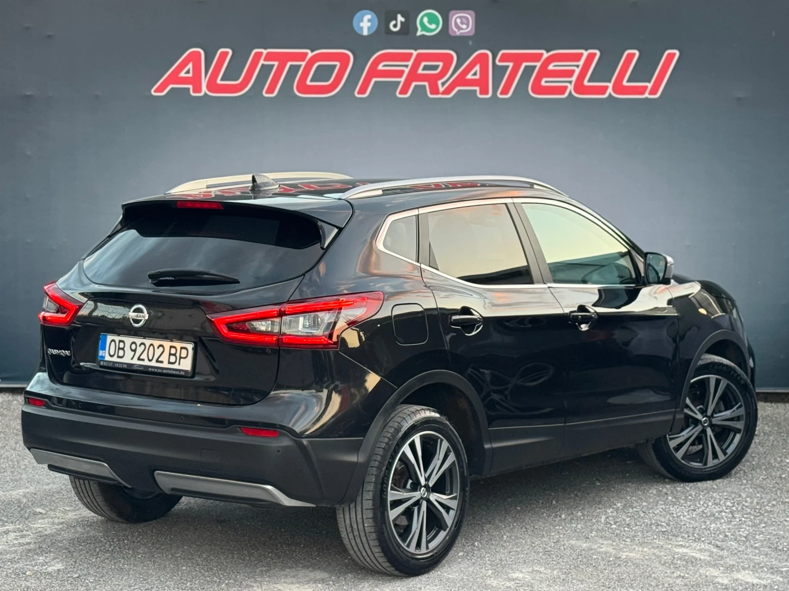 Nissan Qashqai 1.5dCi Tekna* Individual* ЛИЗИНГ* БАРТЕР* , снимка 7 - Автомобили и джипове - 54843718