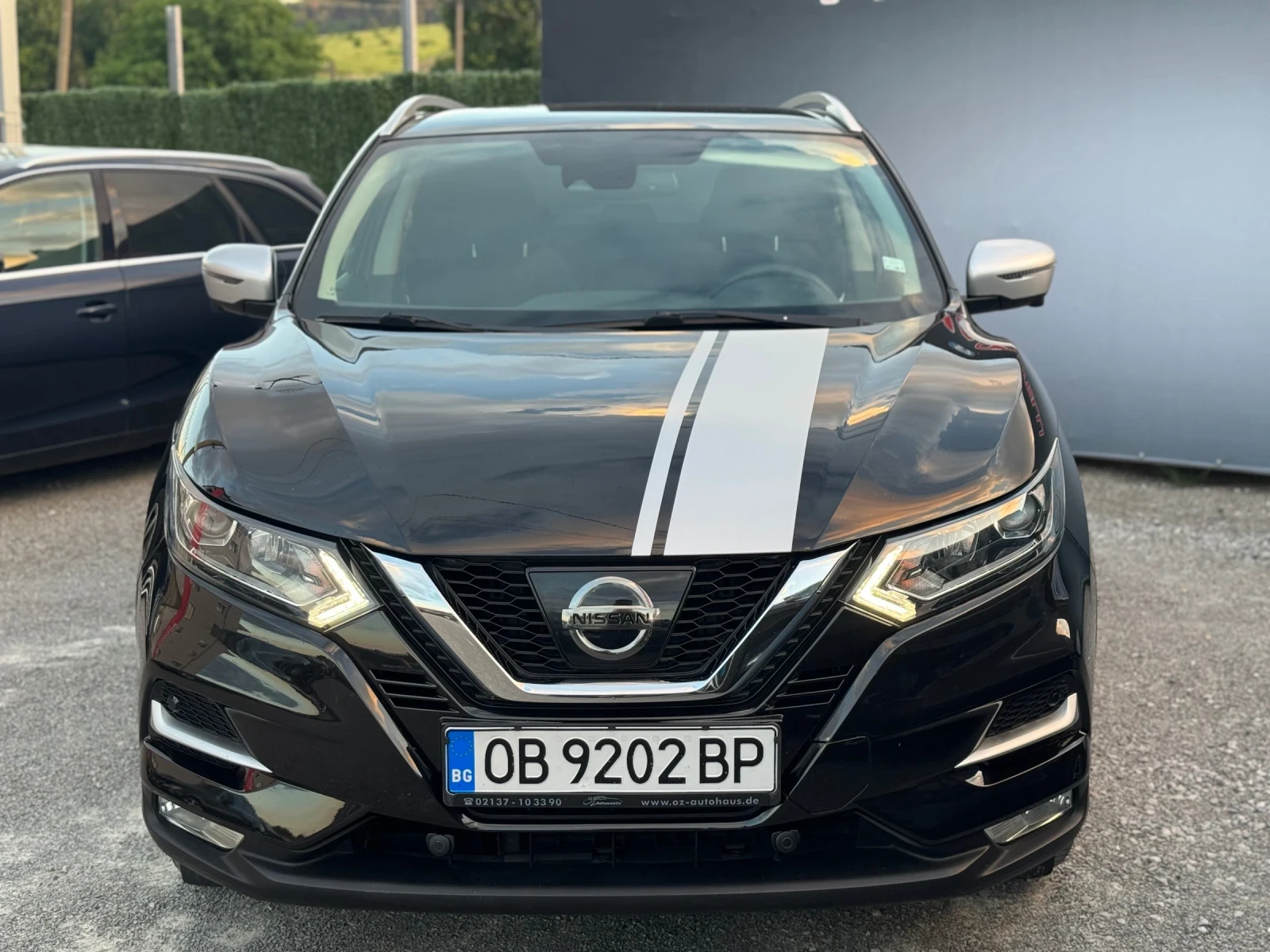 Nissan Qashqai 1.5dCi Tekna* Individual* ЛИЗИНГ* БАРТЕР* , снимка 2 - Автомобили и джипове - 54843718