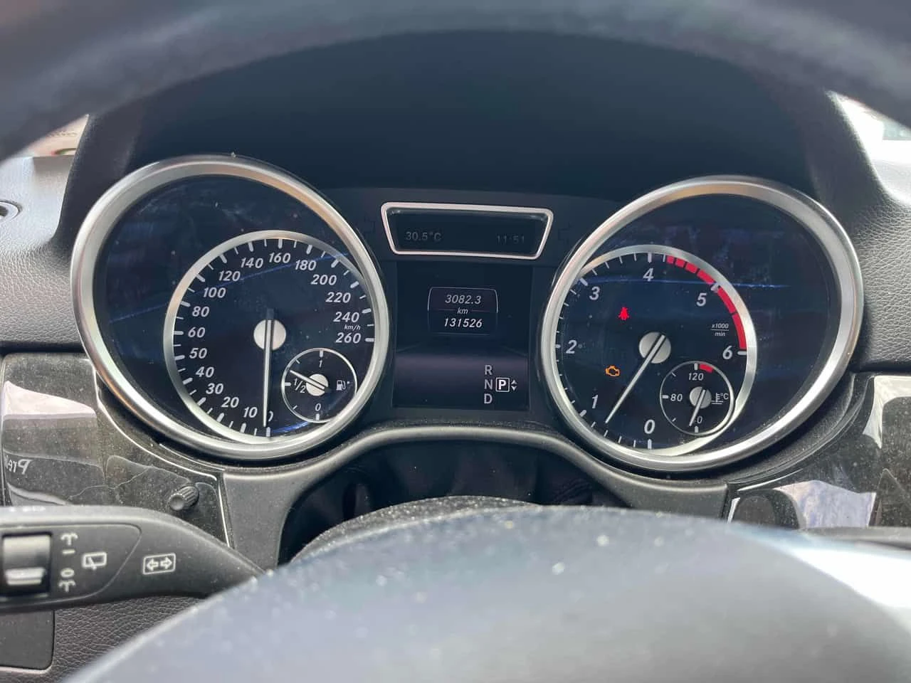 Mercedes-Benz ML 350 4MATIC * ГЛАВНО ПРЕДСТАВИТЕЛСТВО НА MERCEDES* , снимка 8 - Автомобили и джипове - 54979372