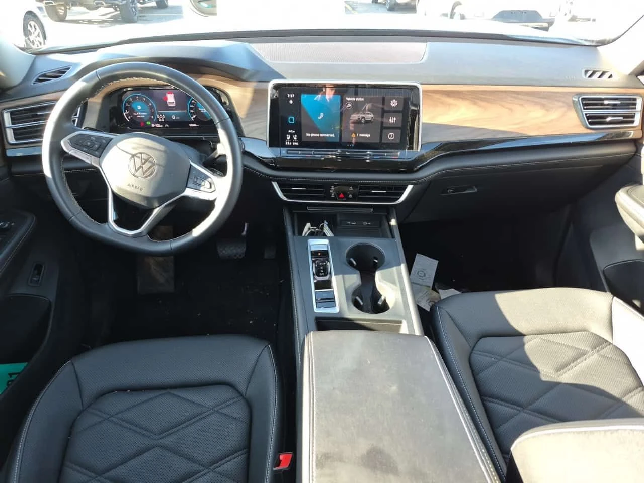 VW Atlas * COMFORTLINE * CARFAX * , снимка 7 - Автомобили и джипове - 55693644