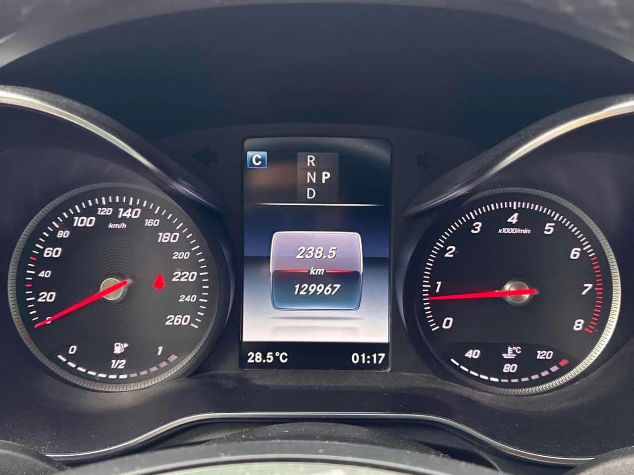 Mercedes-Benz GLC 300 * CARFAX * BURMESTER * ПАНОРАМА * АВТОКРЕДИТ, снимка 9 - Автомобили и джипове - 55747498