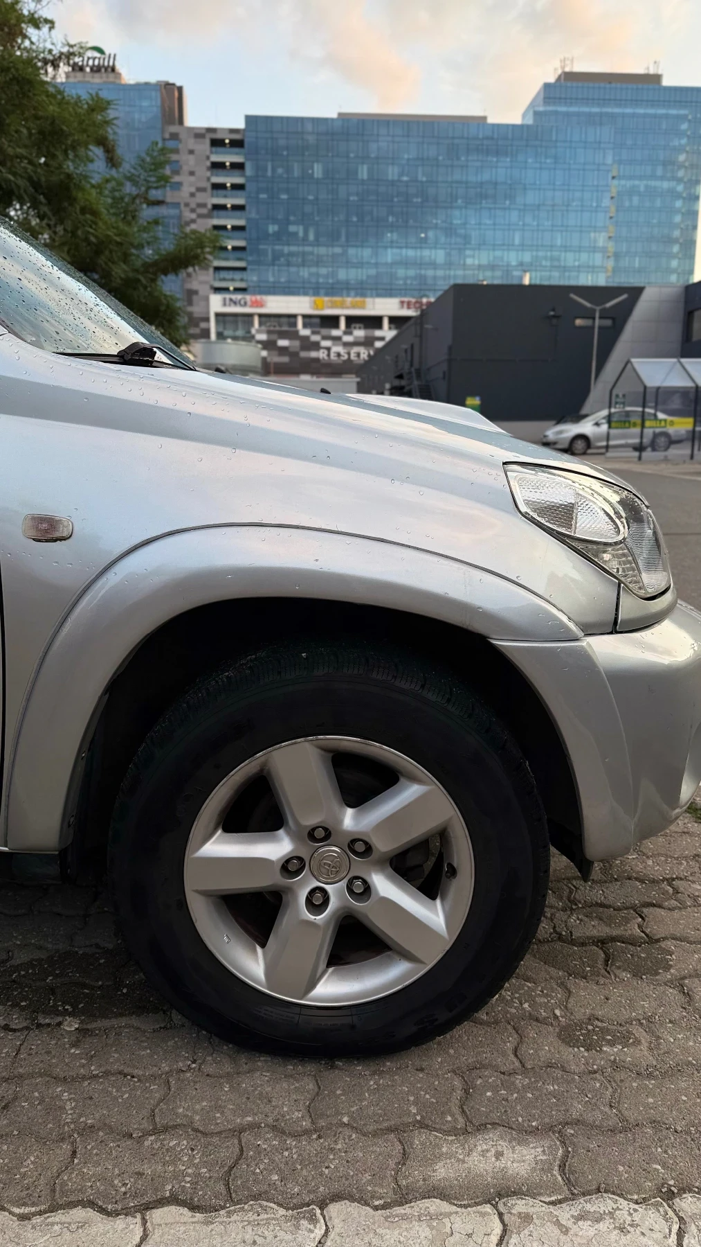 Toyota Rav4 КЛИМАТРОНИК, BLUETOOTH, снимка 7 - Автомобили и джипове - 55803541