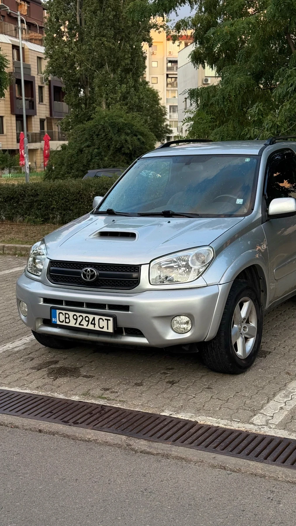 Toyota Rav4 КЛИМАТРОНИК, BLUETOOTH, снимка 2 - Автомобили и джипове - 55803541