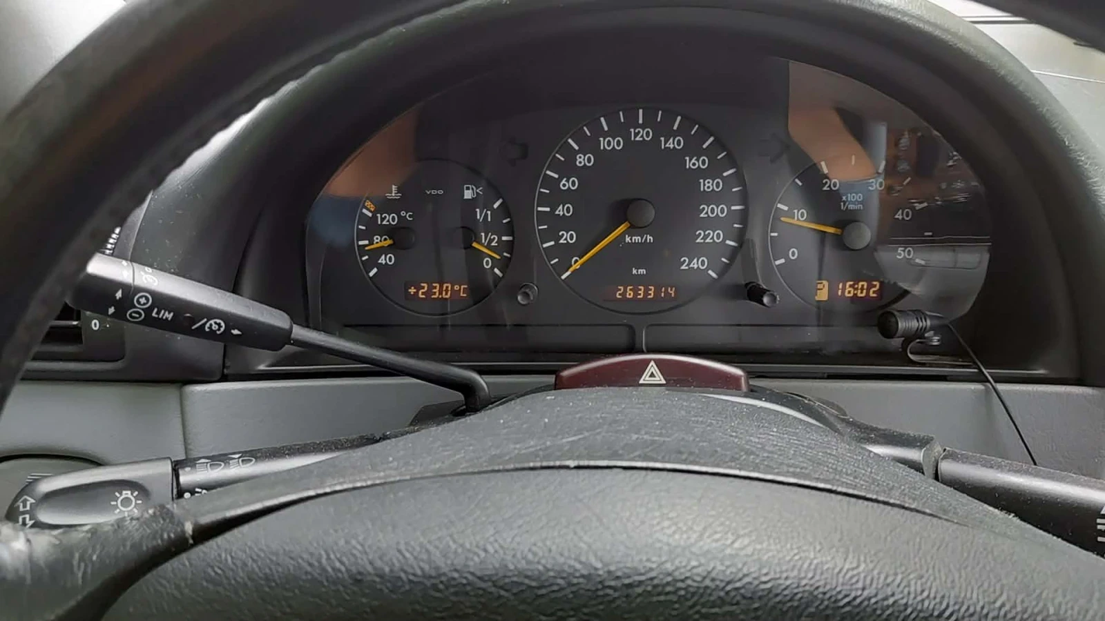 Mercedes-Benz ML 270, снимка 14 - Автомобили и джипове - 55806507