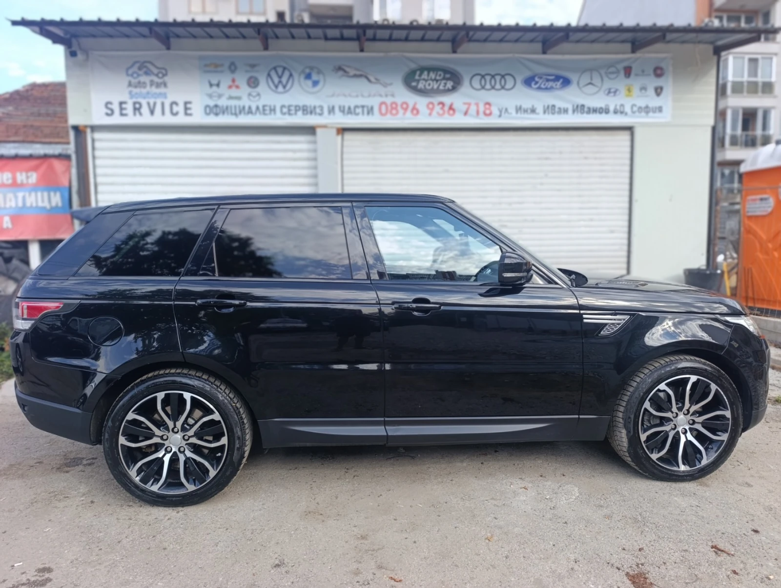 Land Rover Range Rover Sport HSE SDV6 * ЛИЗИНГ!!!, снимка 4 - Автомобили и джипове - 56149093