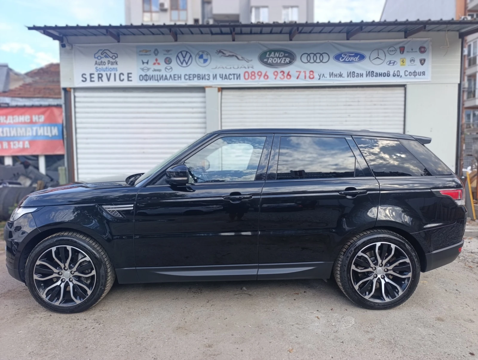 Land Rover Range Rover Sport HSE SDV6 * ЛИЗИНГ!!!, снимка 8 - Автомобили и джипове - 56149093