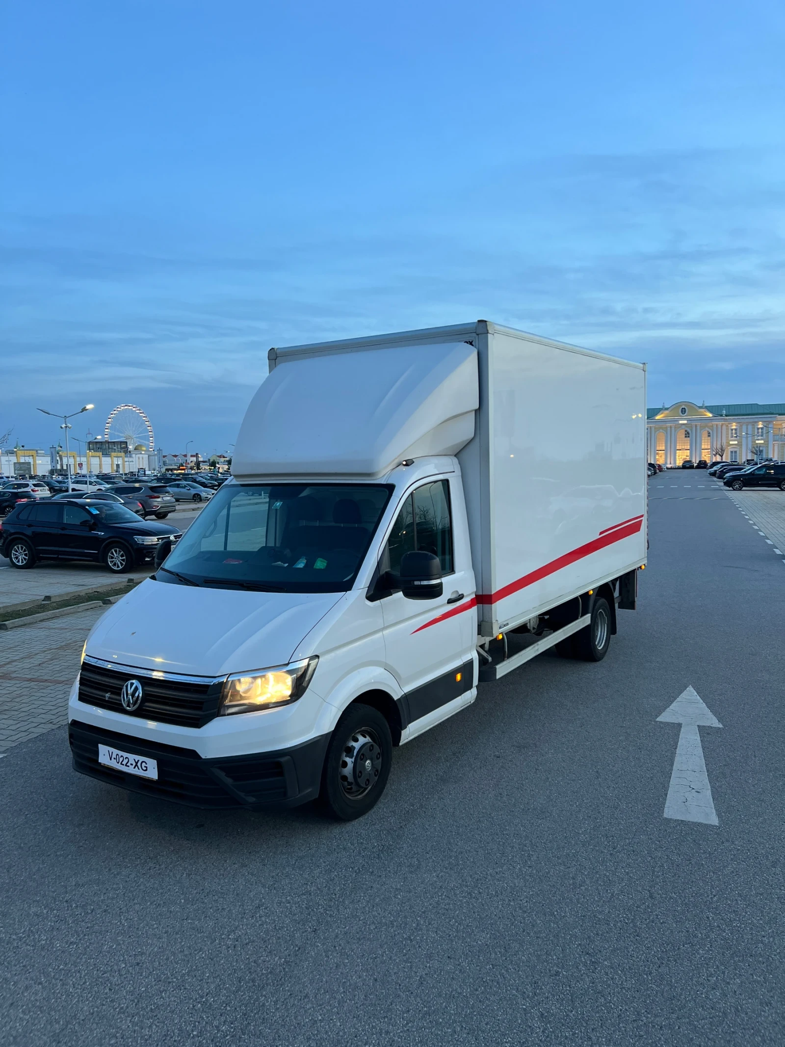 VW Crafter, снимка 5 - Бусове и автобуси - 53786875