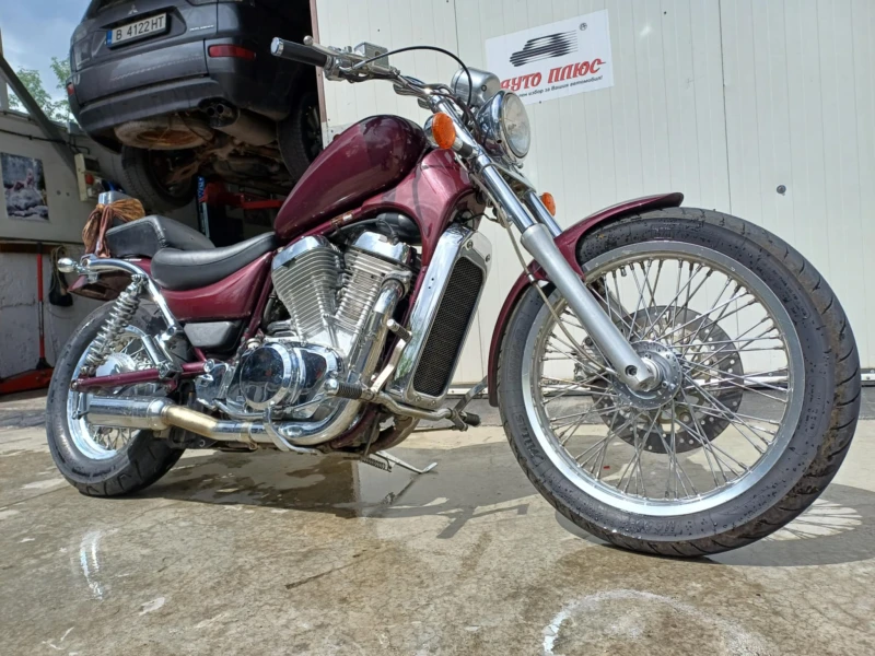 Suzuki Intruder