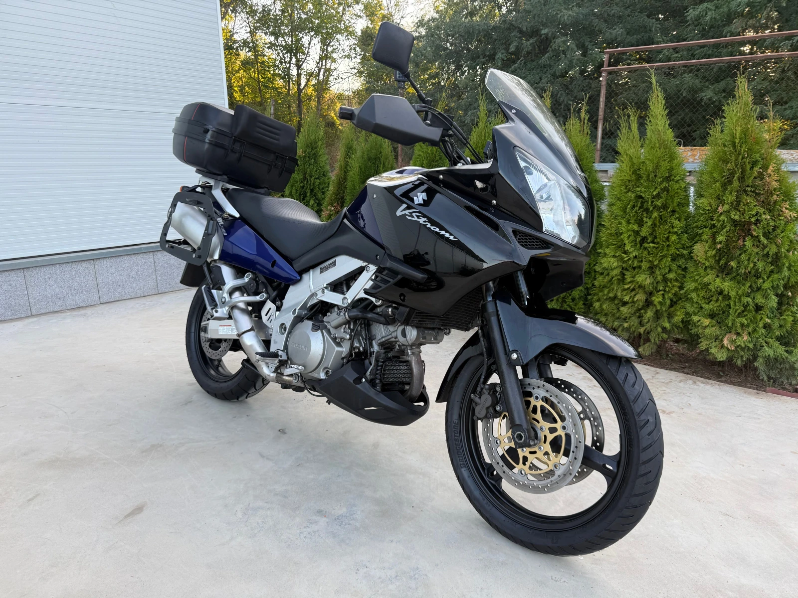 Suzuki V-strom DL 1000