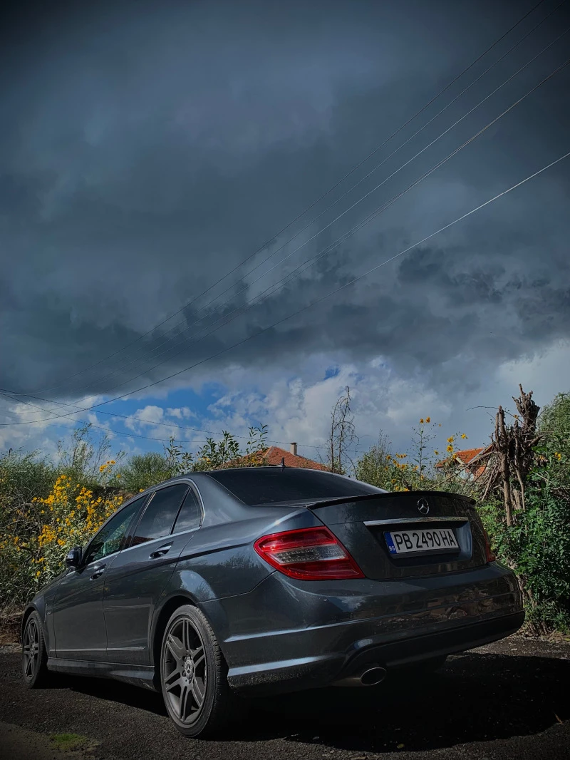 Mercedes-Benz C 220, снимка 4 - Автомобили и джипове - 47514881