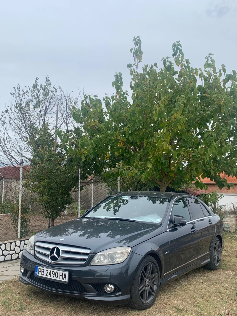 Mercedes-Benz C 220, снимка 1 - Автомобили и джипове - 47514881