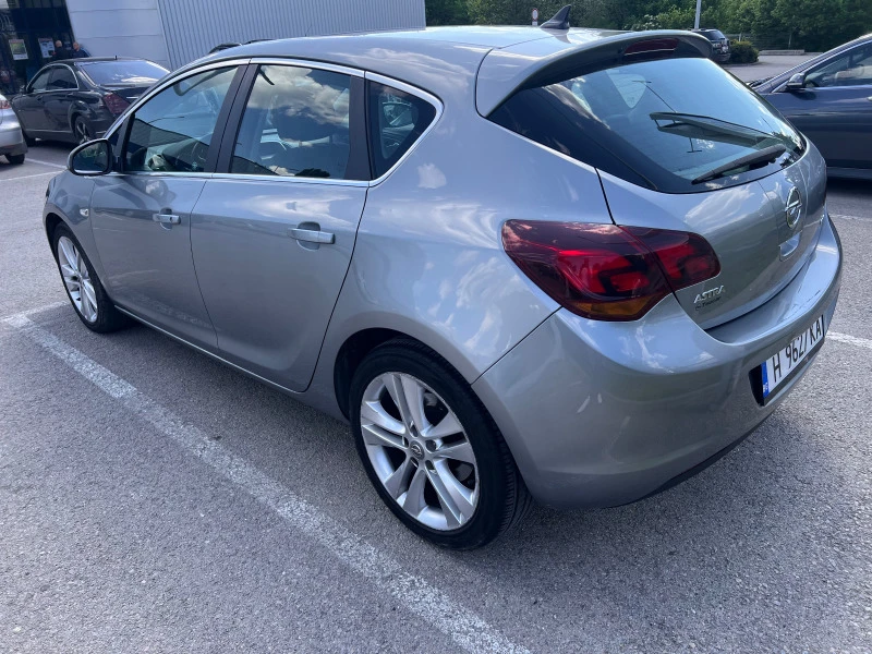 Opel Astra, снимка 3 - Автомобили и джипове - 46841014