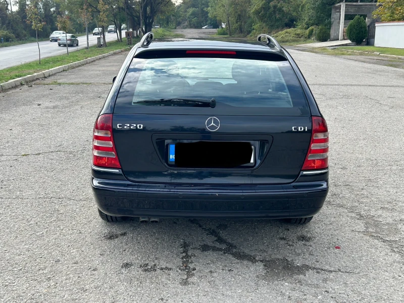 Mercedes-Benz C 220 Sport Edition, снимка 10 - Автомобили и джипове - 47492061