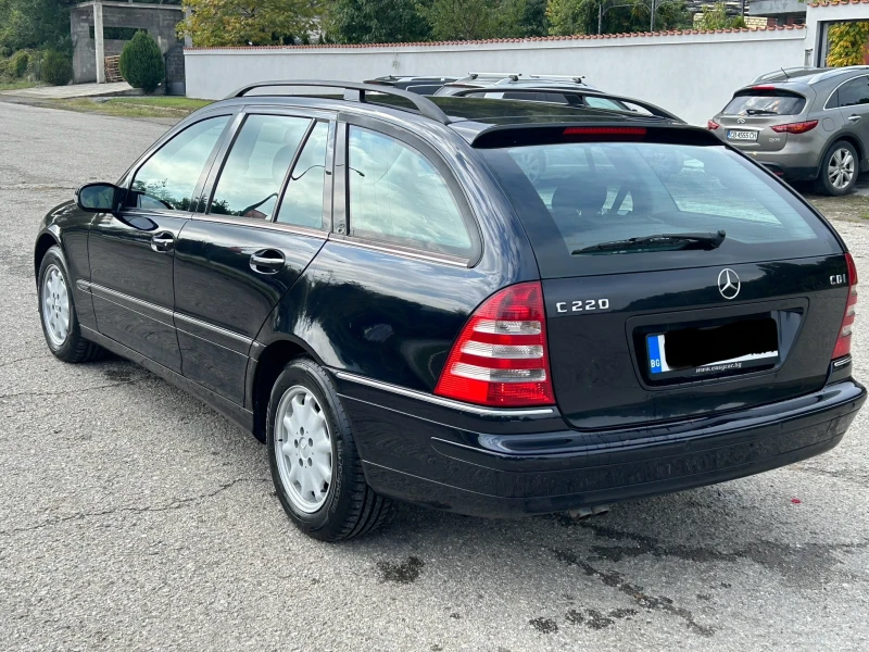 Mercedes-Benz C 220 Sport Edition, снимка 9 - Автомобили и джипове - 47492061