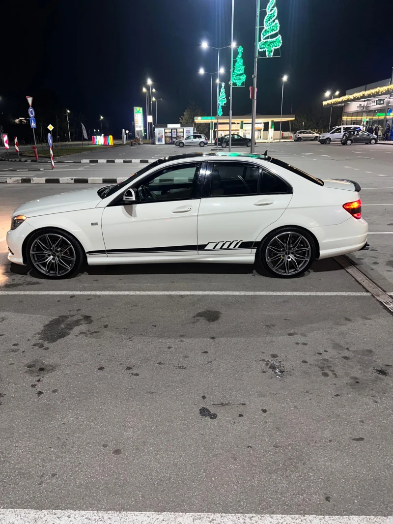 Mercedes-Benz C 200 C63 AMG пакет, снимка 1 - Автомобили и джипове - 48274722