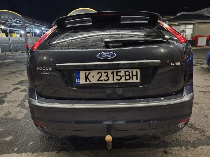 Ford Focus 1.8 TDCI, снимка 3 - Автомобили и джипове - 48307872