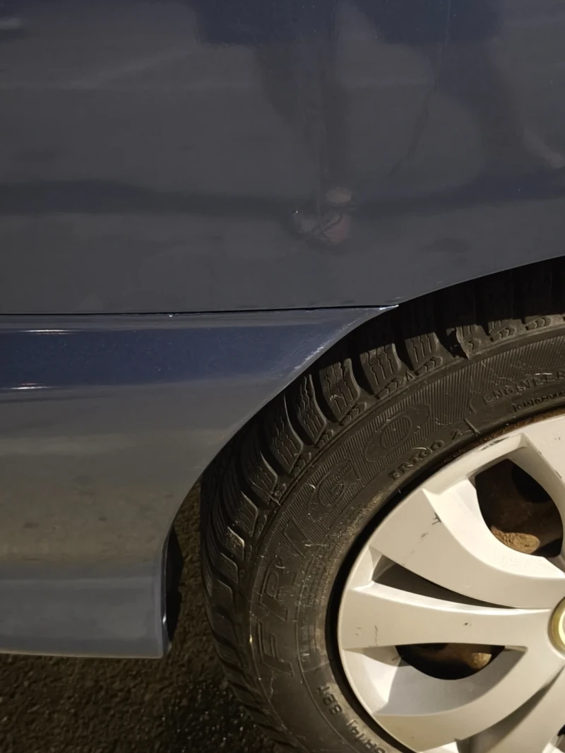 Kia Rio 1.3, снимка 4 - Автомобили и джипове - 52161338