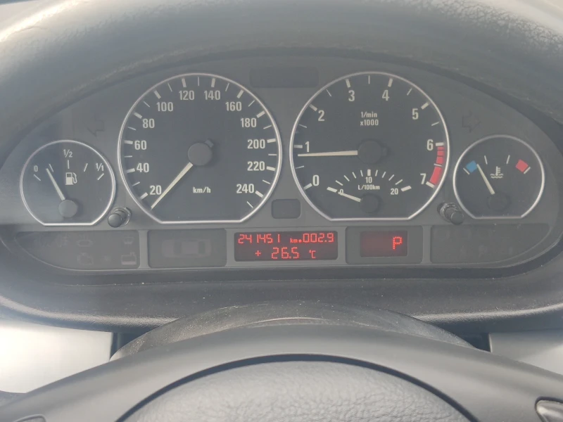 BMW 330 330xi, снимка 10 - Автомобили и джипове - 51690466