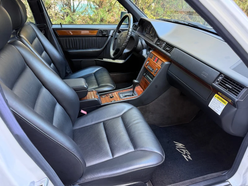 Mercedes-Benz 124 E 320, снимка 7 - Автомобили и джипове - 52511160