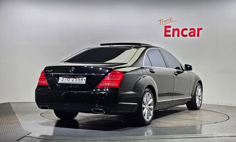 Mercedes-Benz S 500, снимка 2 - Автомобили и джипове - 52723429