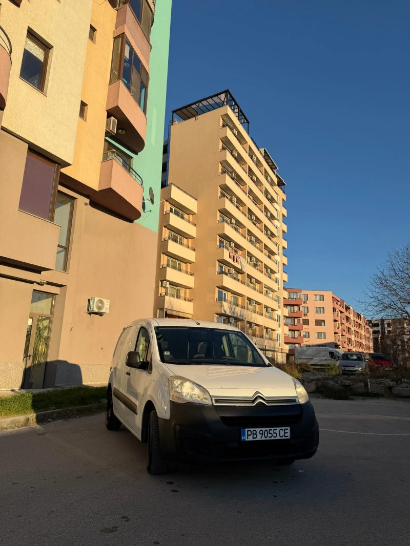 Citroen Berlingo Товарен, снимка 2 - Автомобили и джипове - 52795942